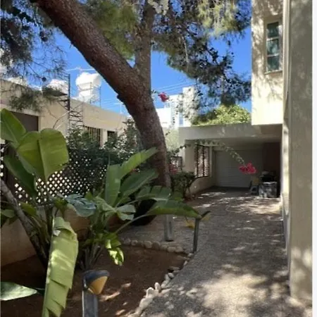 Artistic By The فيلة ليماسول